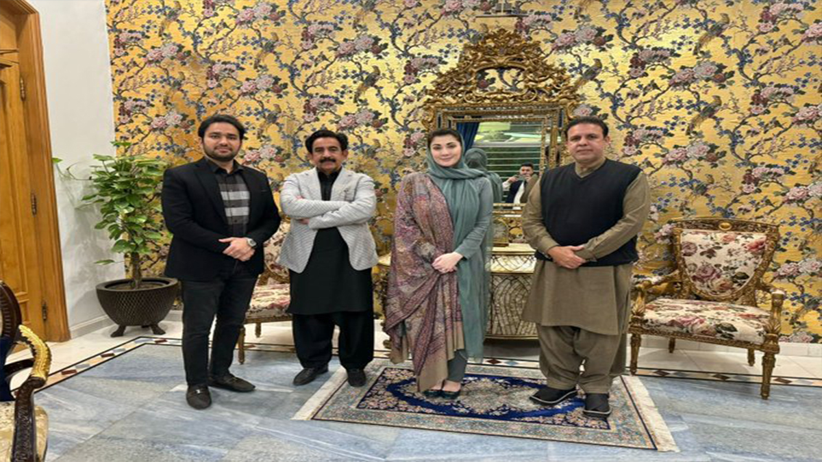 নওয়াজের দলে ইমরানের পিটিআই সমর্থিত স্বতন্ত্র প্রার্থী