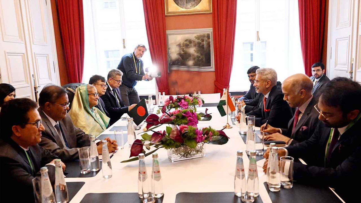 প্রধানমন্ত্রীর সঙ্গে ভারতের পররাষ্ট্রমন্ত্রীর সাক্ষাৎ