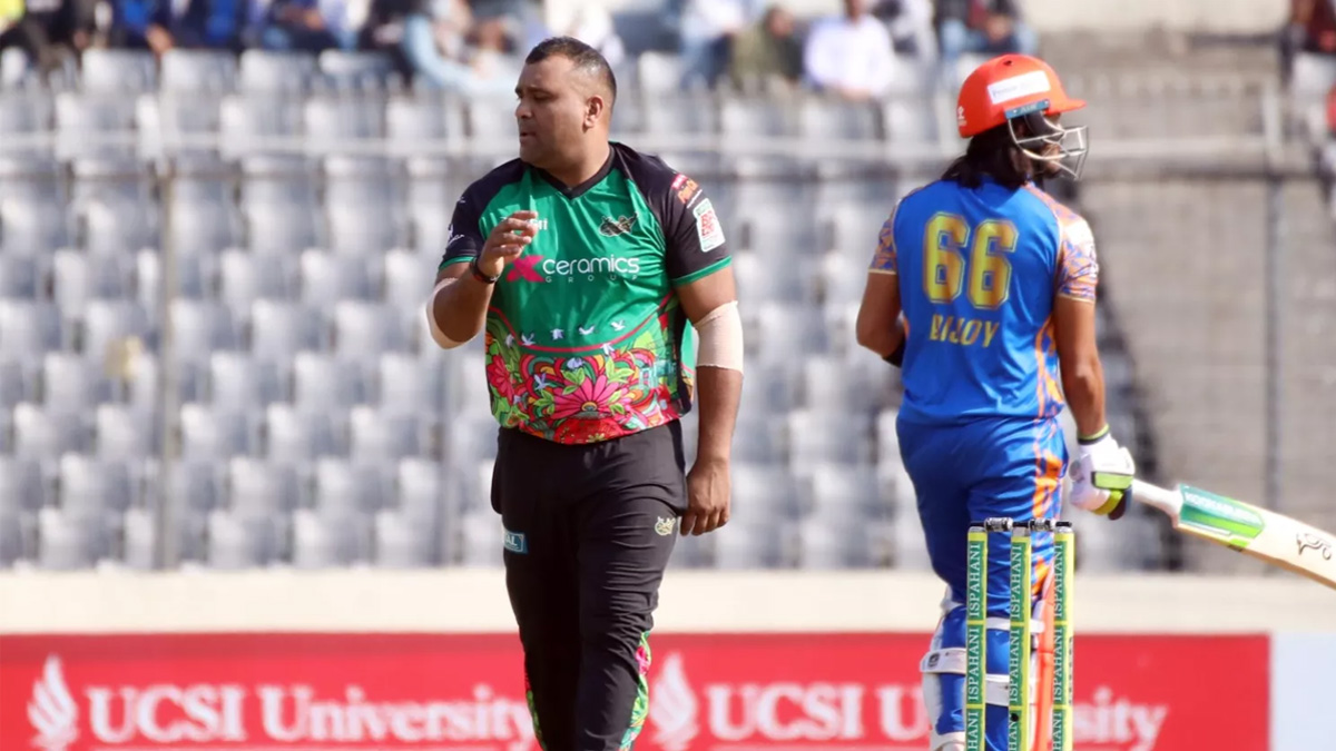 গণমাধ্যমকর্মীর সাথে বাজে আচরণের পর ক্ষমা চাইলেন সামিত