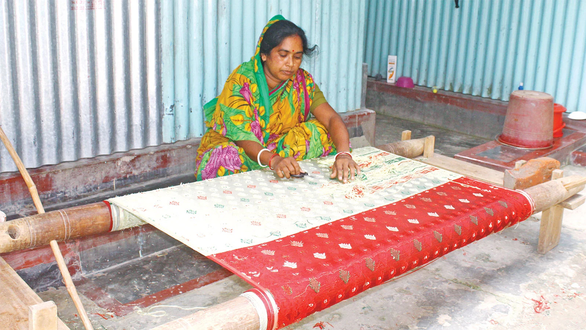 টাঙ্গাইল শাড়ি: স্বীকৃতি মিললো জিআই পণ্যের