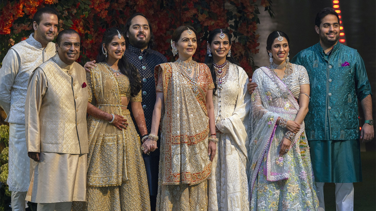 ভারতের সবচেয়ে ব্যয়বহুল বিয়ে হচ্ছে মুকেশ আম্বানিপুত্রের