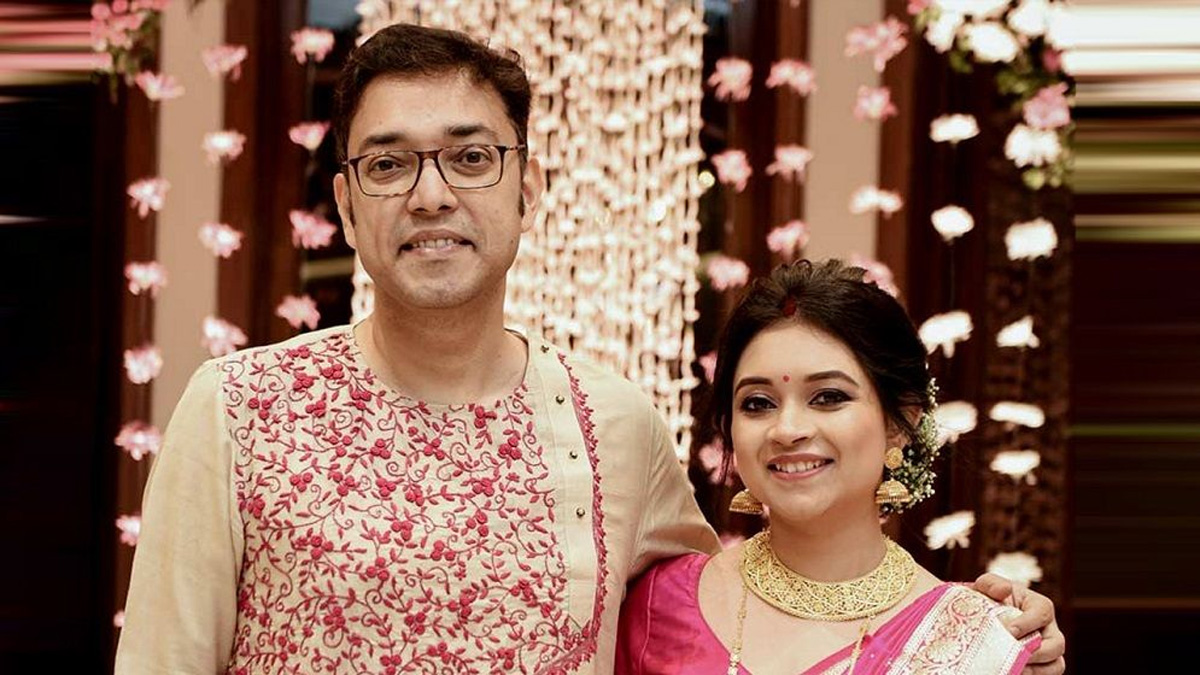 অনুপম বললেন, ‘নতুন করে’