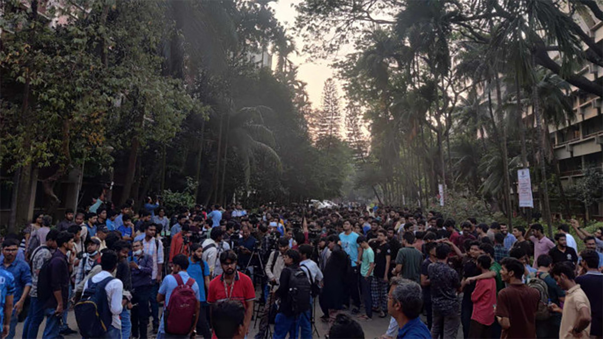 আমরা সব ধরনের ছাত্ররাজনীতির বিরুদ্ধে: বুয়েট শিক্ষার্থীরা