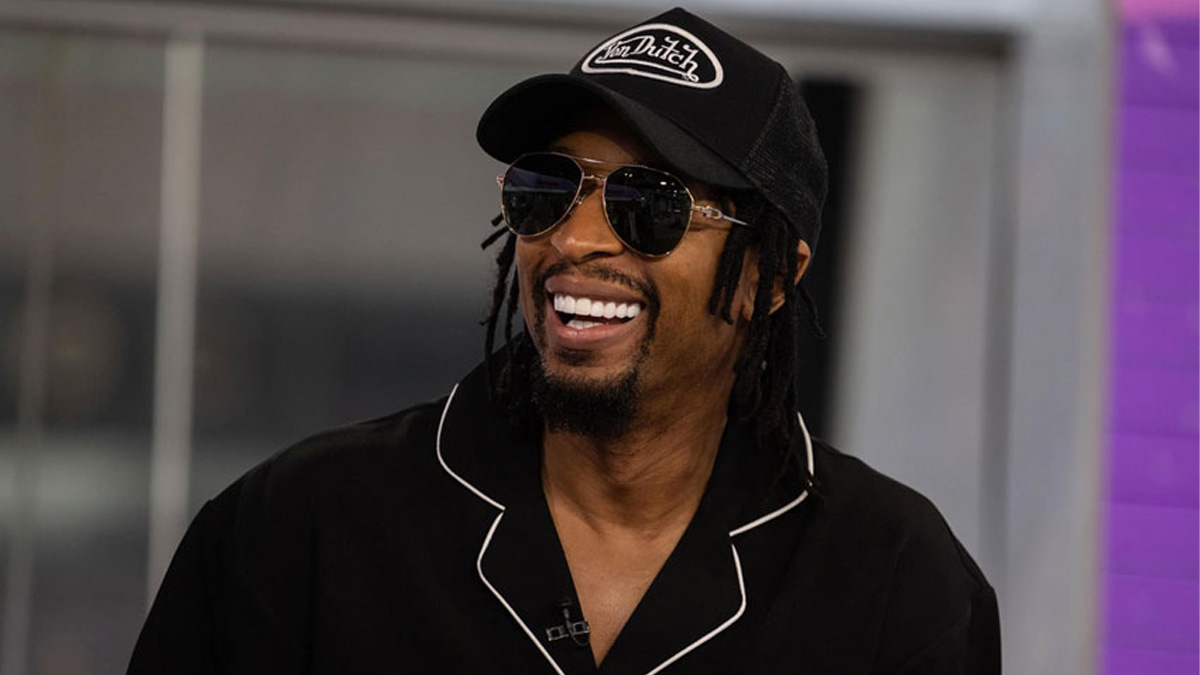 ইসলাম ধর্ম গ্রহণ করলেন মার্কিন গায়ক লিল জন