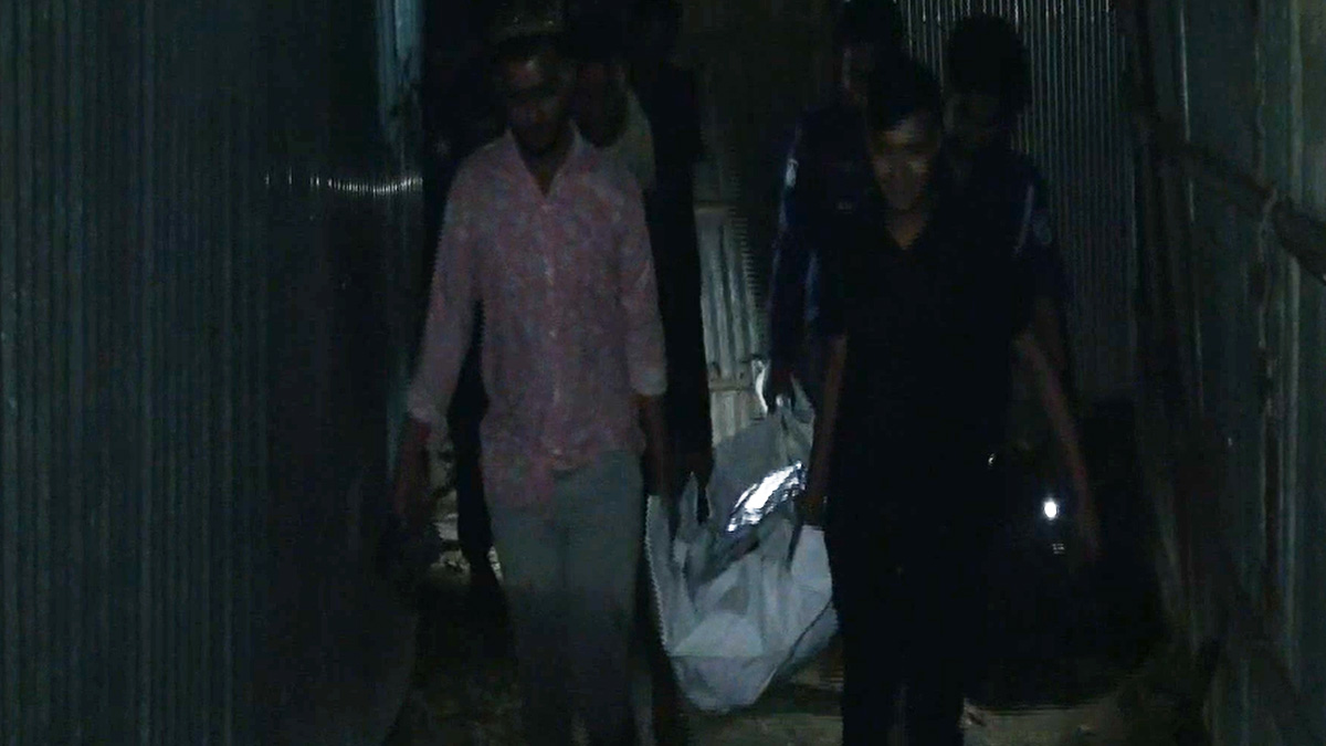 নারায়ণগঞ্জে গণপিটুনিতে ৪ ডাকাতের মৃত্যু