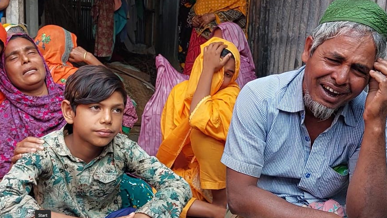 বেতন তুলে মায়ের কাছে আসা হলো না সাগরের