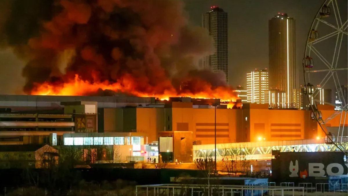 মস্কোতে কনসার্ট হলে সন্ত্রাসী হামলা, নিহত বেড়ে ৬০