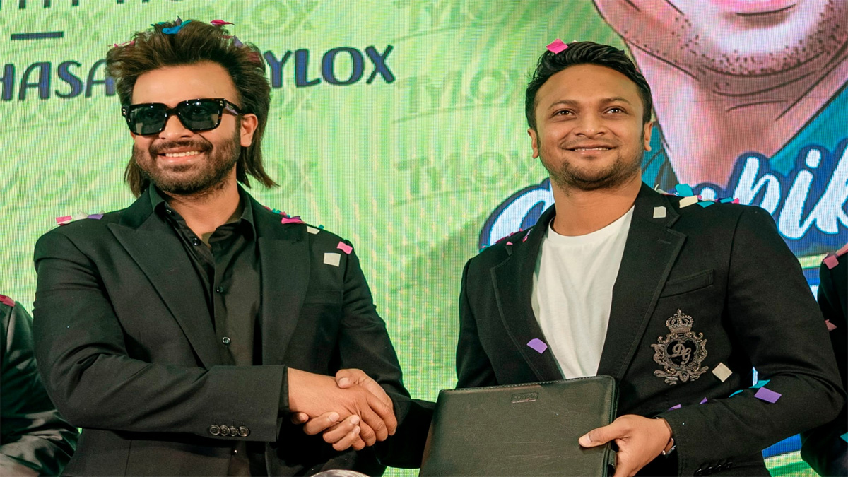 একসাথে শাকিব-সাকিব