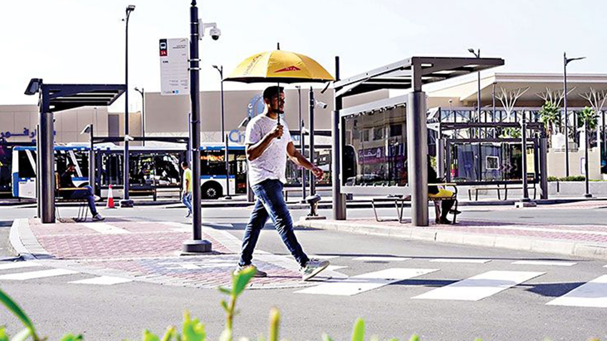 দুবাইয়ের পথে প্রশান্তি দেবে ‘স্মার্ট ছাতা’