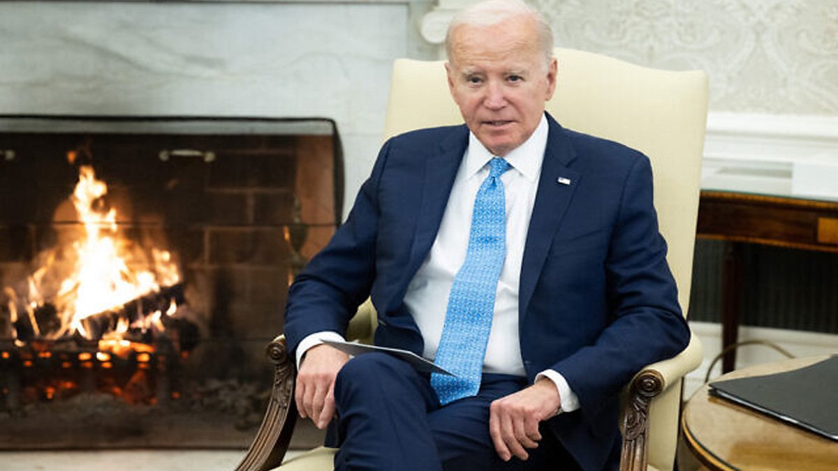 বিমান থেকে গাজায় ফেলা হবে ত্রাণ: বাইডেন