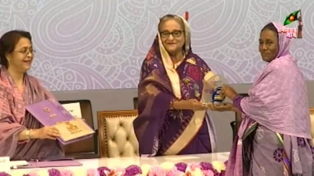 পাঁচ নারী পেলেন জয়িতা সম্মাননা