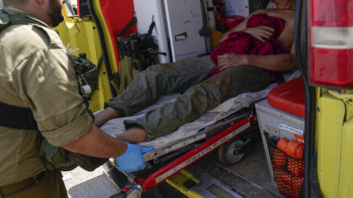 পাল্টাপাল্টি হামলায় উত্তপ্ত ইসরায়েল-লেবানন সীমান্ত