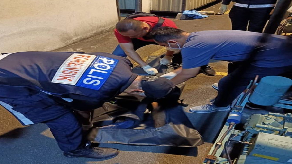 কমলার জুস খাওয়ায় বাংলাদেশিকে খুন করল পাকিস্তানি