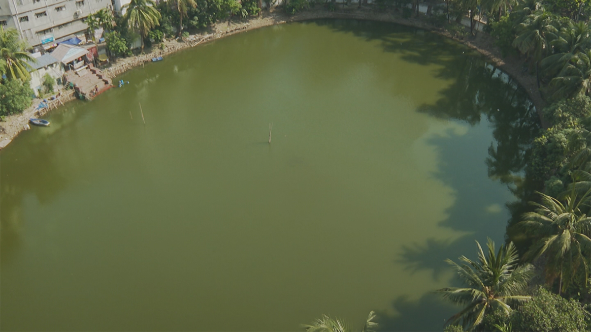 মাত্র ৫ টাকায় ঢাকায় চলছে নবাবী গোসল! করবেন নাকি?