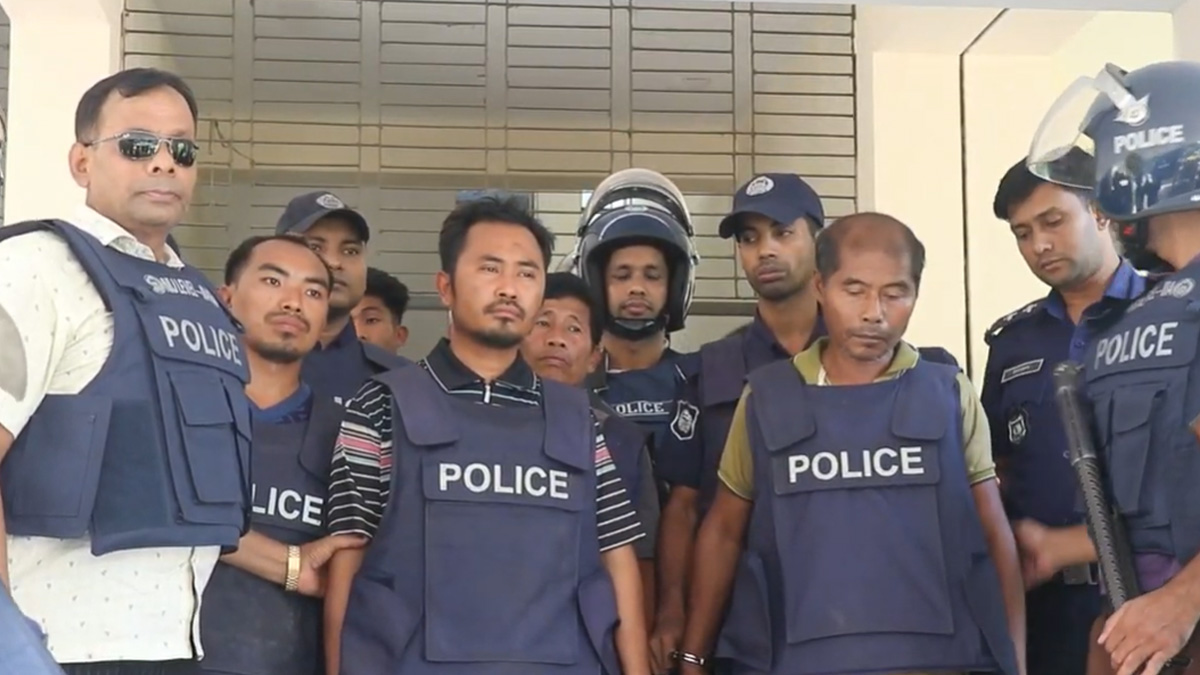 বান্দরবানে ব্যাংক ডাকাতি: উপজেলা ছাত্রলীগের সভাপতিসহ গ্রেফতার ৭