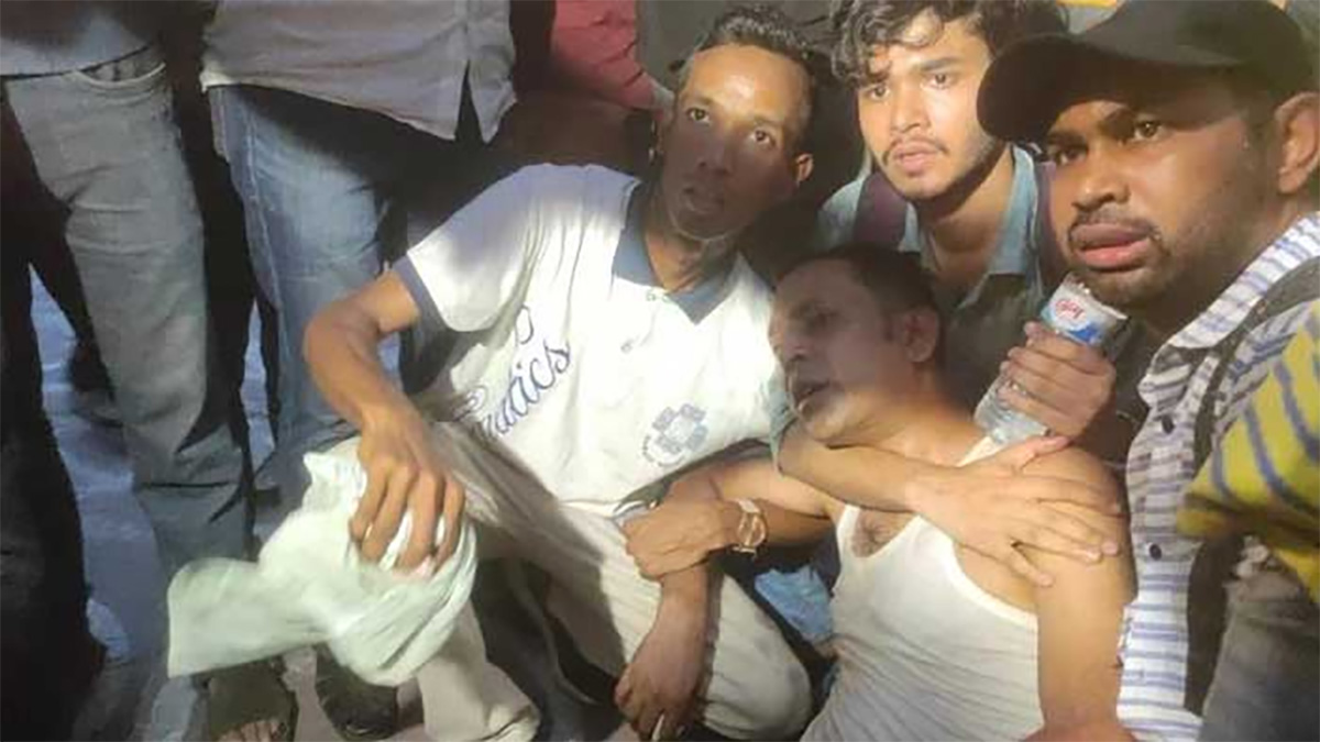 এফডিসিতে সাংবাদিকদের ওপর ফিল্মি স্টাইলে হামলা