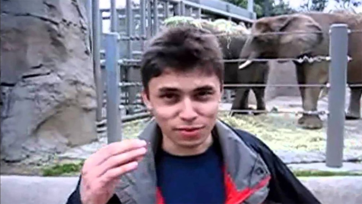 ১৯ বছরে ইউটিউব, প্রথম ভিডিও আপলোড করেছিলেন কে?