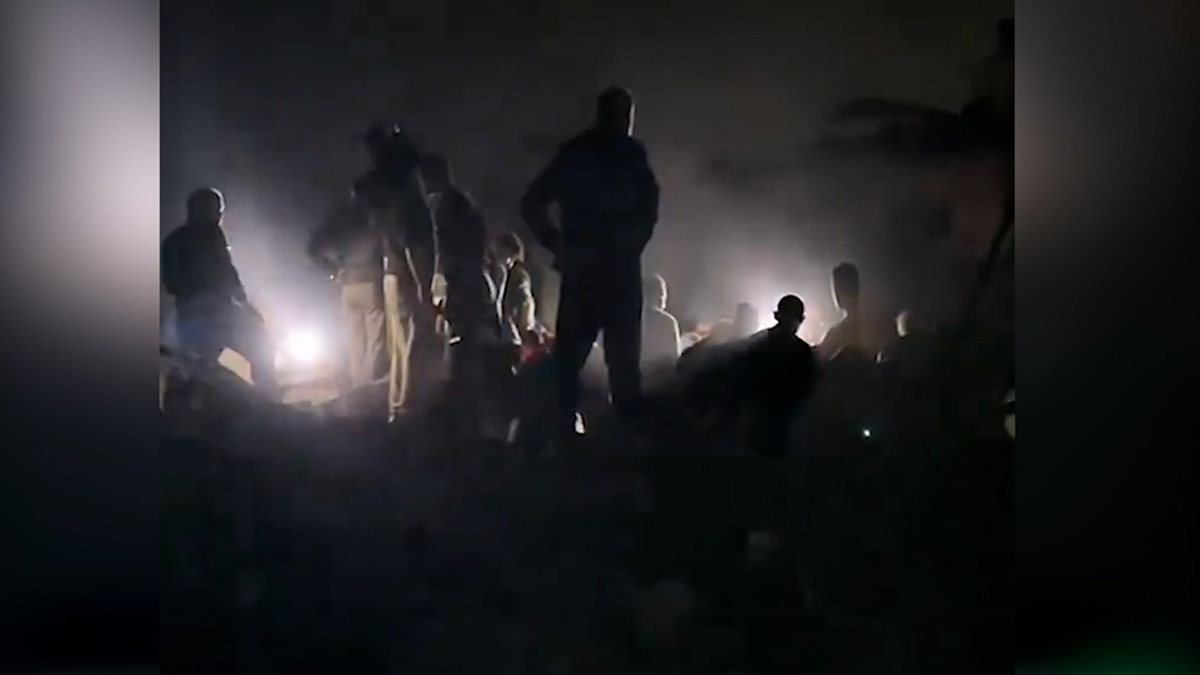 ইরান-ইসরায়েল উত্তেজনায়ও গাজায় থামেনি আগ্রাসন