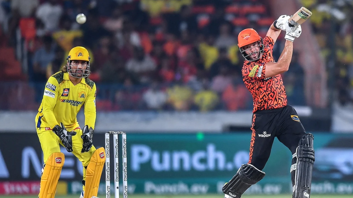 চেন্নাইয়ের বিপক্ষে সহজ জয় হায়দরাবাদের