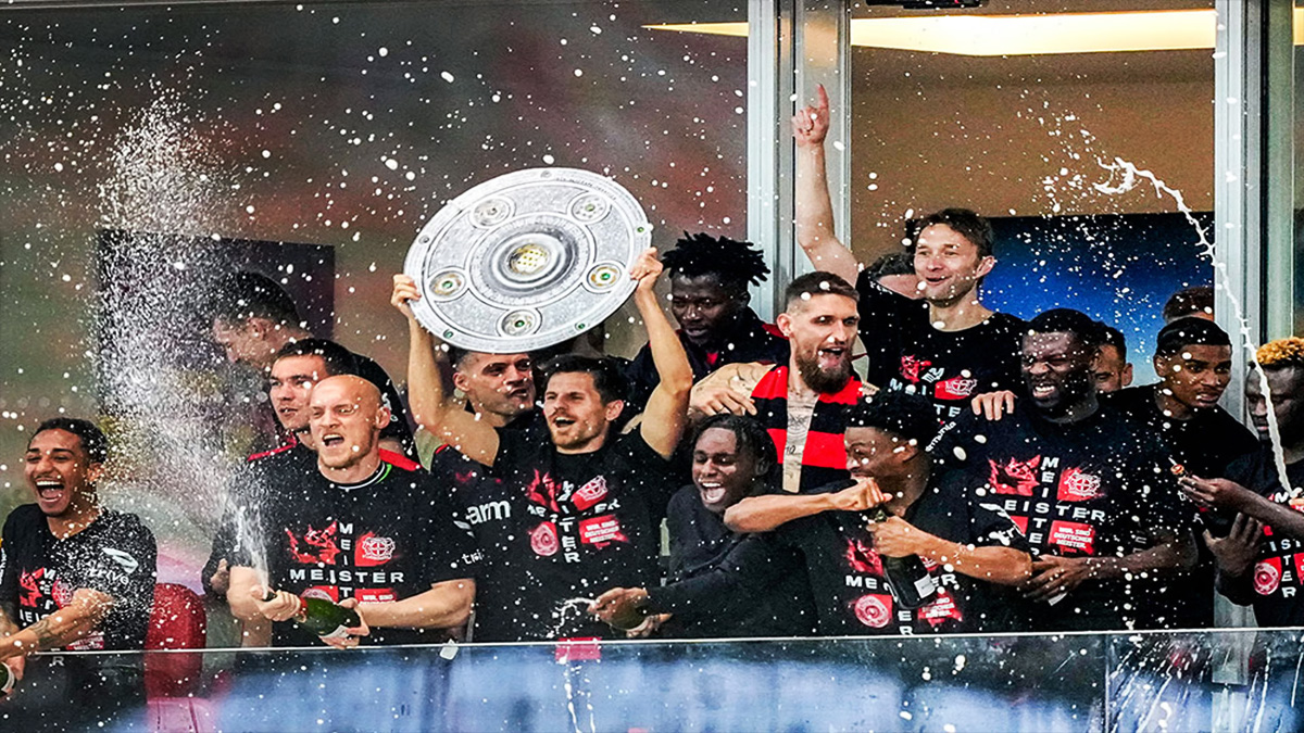 শতবছরের অপেক্ষা: ছবিতে লেভারকুসেনের ঐতিহাসিক এই দিন