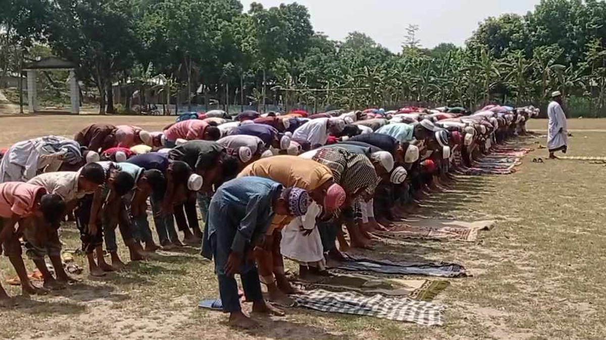 রাজবাড়ীতে বৃষ্টির জন্য ইসতিসকার নামাজ আদায়