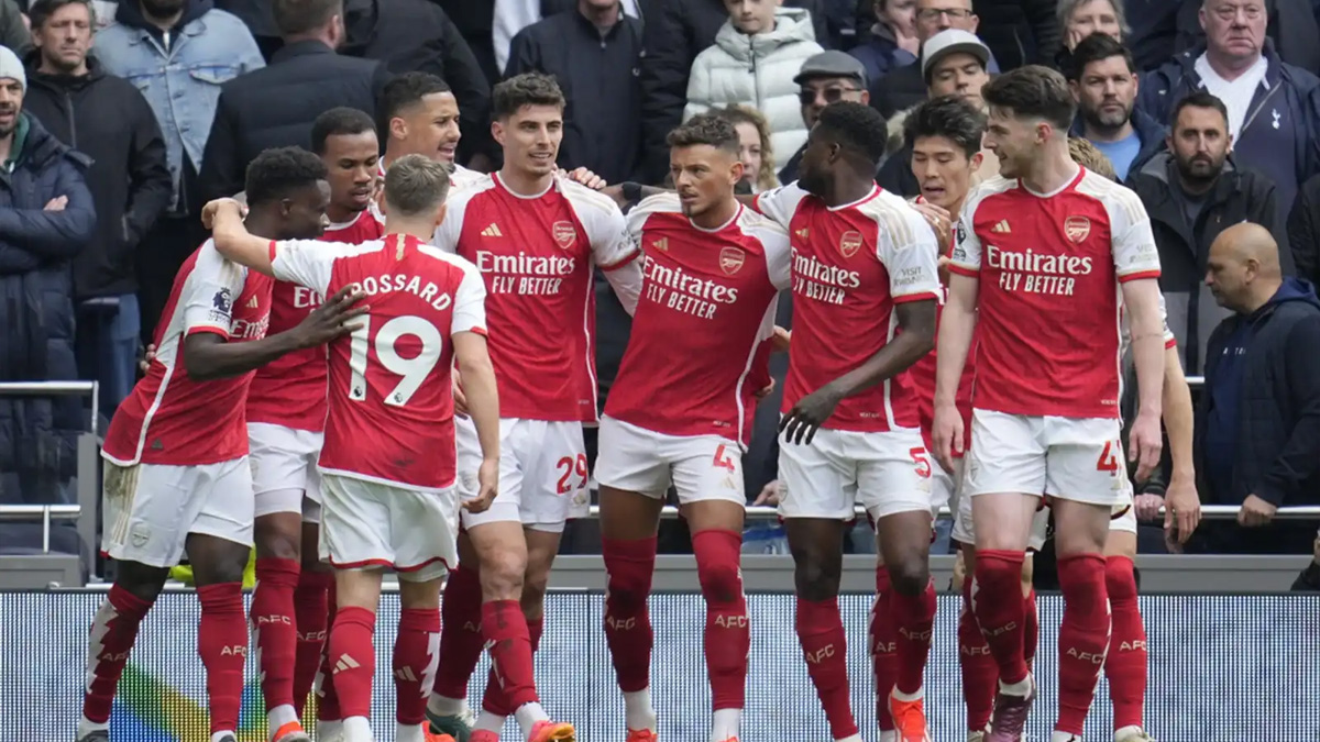 ‘নর্থ লন্ডন ডার্বি’ জিতে ম্যানসিটিকে আরও পেছনে ফেললো আর্সেনাল