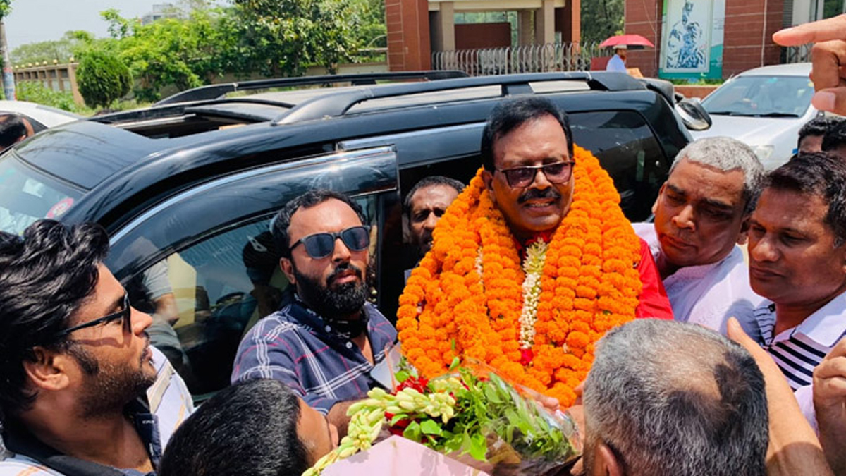 জেল থেকে মুক্তি পেলেন খালেদা জিয়ার উপদেষ্টা হাবিব