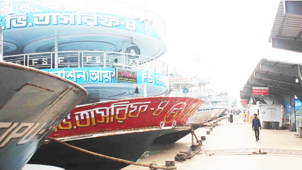 সদরঘাটে দুর্ঘটনা: লঞ্চের দড়ি ছেঁড়ার কারণ পর্যবেক্ষণ করছে তদন্ত কমিটি