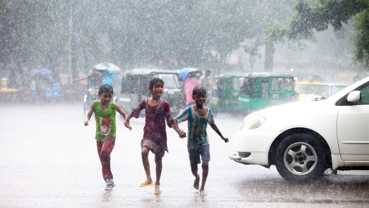 বৃষ্টি থাকবে আরও ৭-৮ দিন