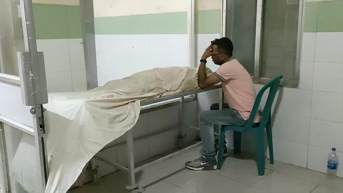 ইফতার দিয়ে ফেরা হলো না দাদি-নাতনির, সড়কে গেল প্রাণ