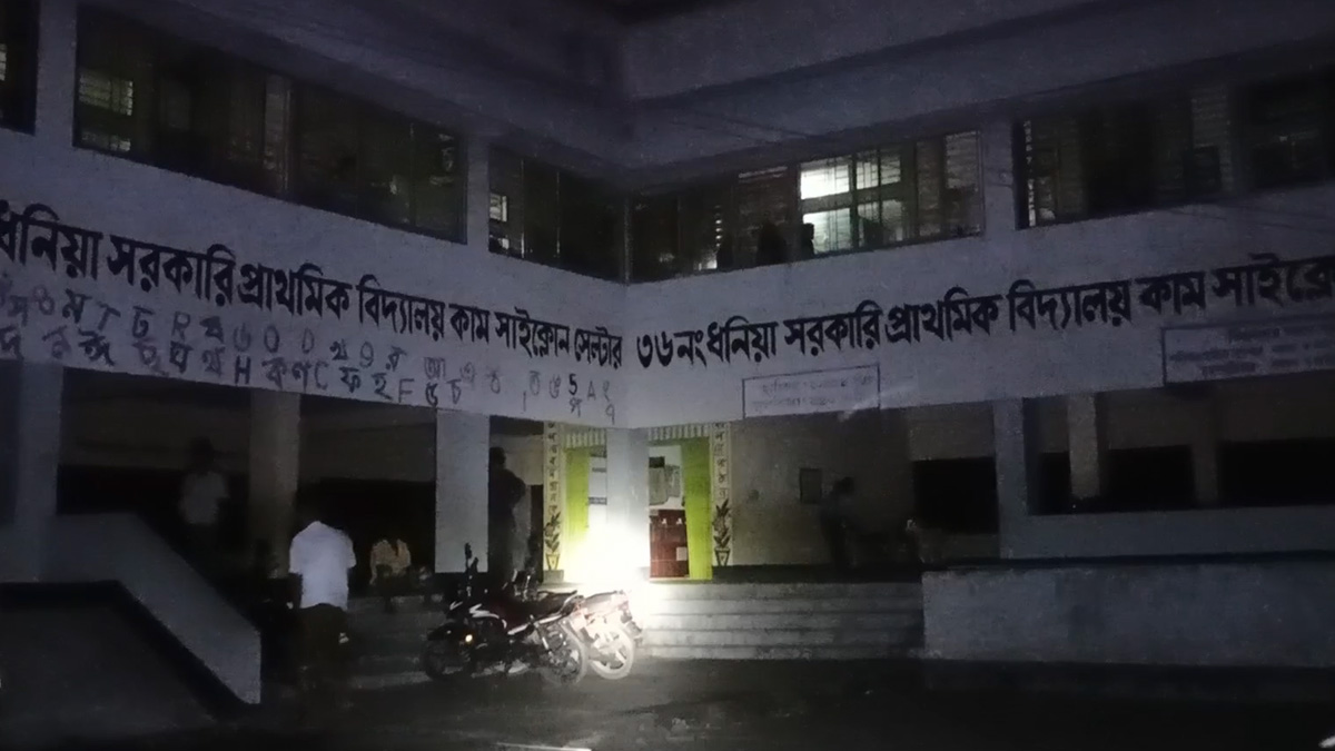 ভোলায় আশ্রয়কেন্দ্রে ৩৮ হাজার মানুষ, প্লাবিত নিম্নাঞ্চল