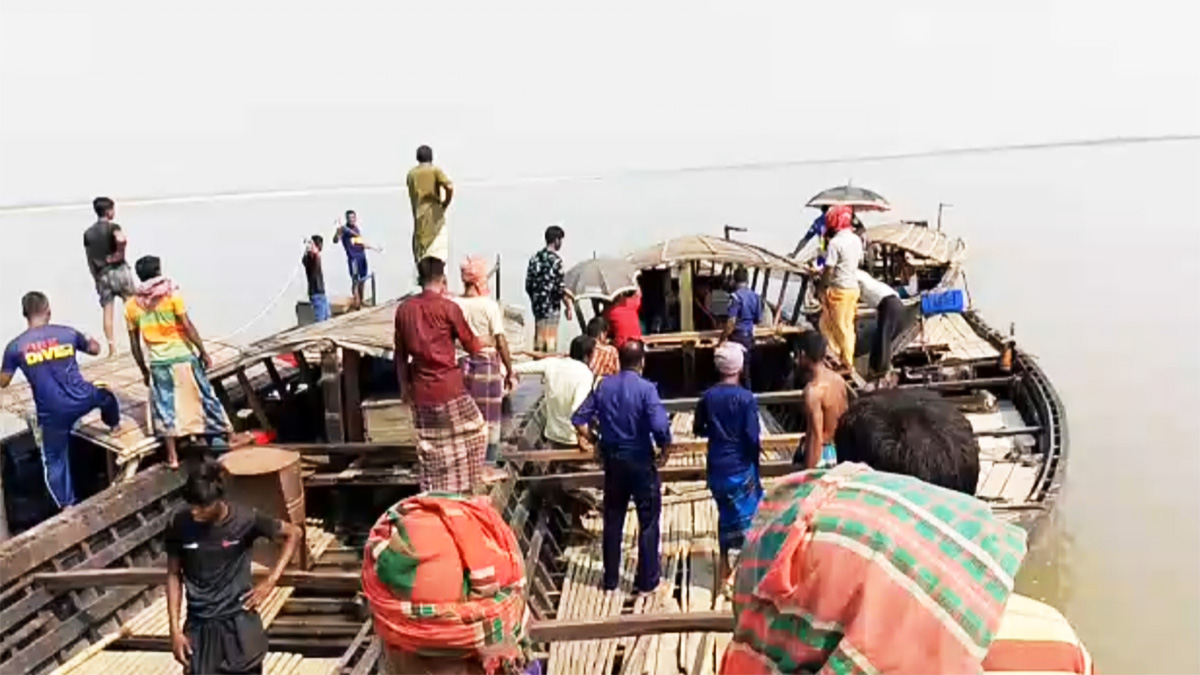 ব্রহ্মপুত্র নদে নৌকা থেকে পড়ে যুবক নিখোঁজ