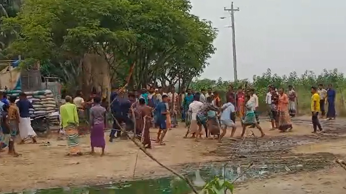সুনামগঞ্জের শাল্লায় দুই চেয়ারম্যান প্রার্থীর সমর্থকদের সংঘর্ষ, আহত ১০