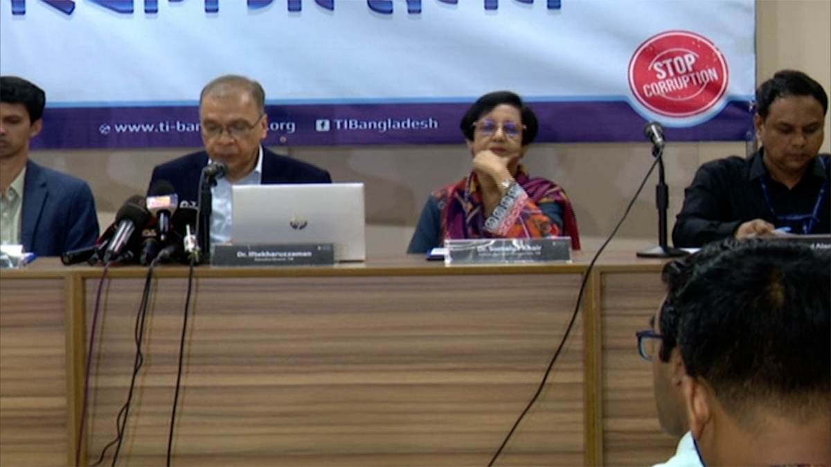 উপজেলা চেয়ারম্যান প্রার্থীদের আয় বেড়েছে ১৪০ শতাংশ: টিআইবি