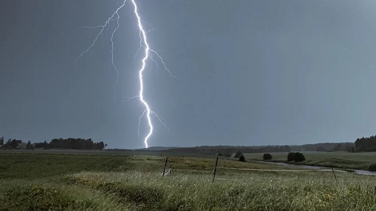 বজ্রপাতে নিহতের স্বজনদের খবর কেউ রাখে কি?