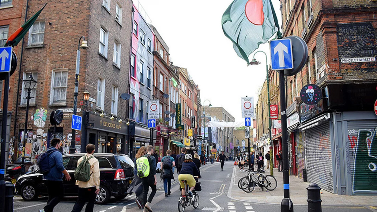 ১০ হাজার বাংলাদেশিকে দেশে ফেরত পাঠাতে যাচ্ছে যুক্তরাজ্য