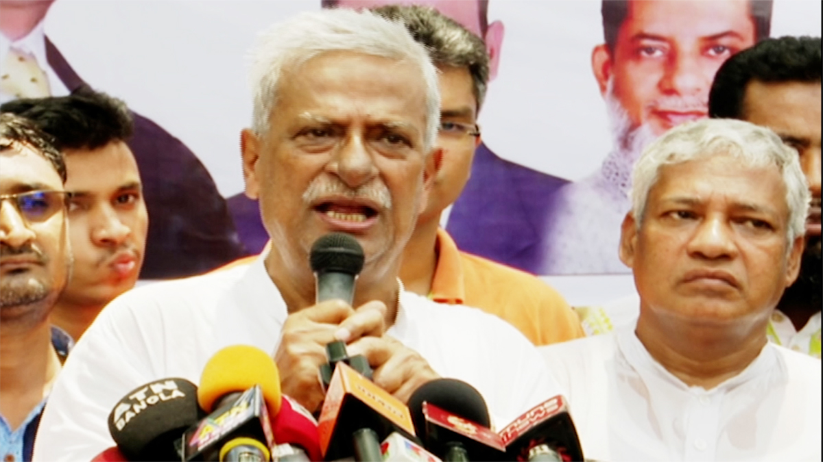 ‘সুষ্ঠু ভোট হয়নি, তাই অতি ডান-বামরা সরকারকে সরাতে চায়’