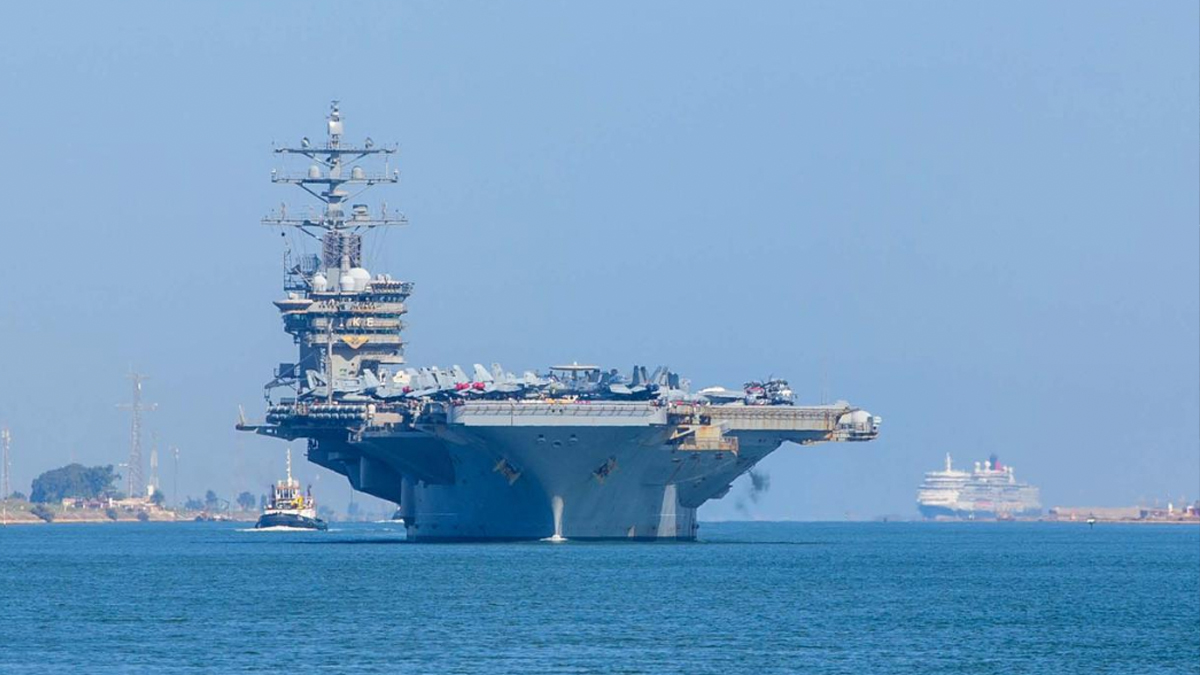 যুক্তরাষ্ট্রের রণতরীতে হুতির হামলা