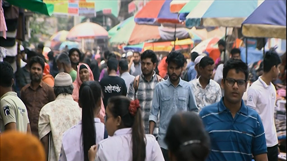 হ্যালো ঢাকা, লোভের উনুনে পোড়া শহর!