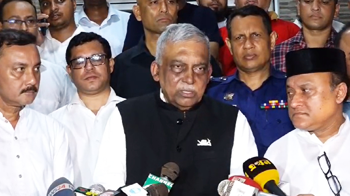 মিয়ানমারের কাউকে আর কোনোভাবেই দেশে ঢুকতে দেয়া হবে না: স্বরাষ্ট্রমন্ত্রী