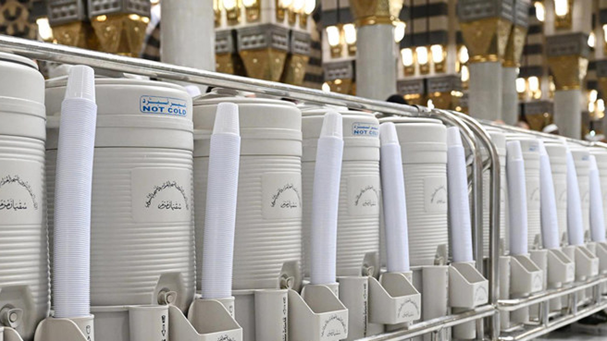 প্রতিদিন মদিনায় ৩০০ টন জমজমের পানি সরবরাহ সৌদি কর্তৃপক্ষের