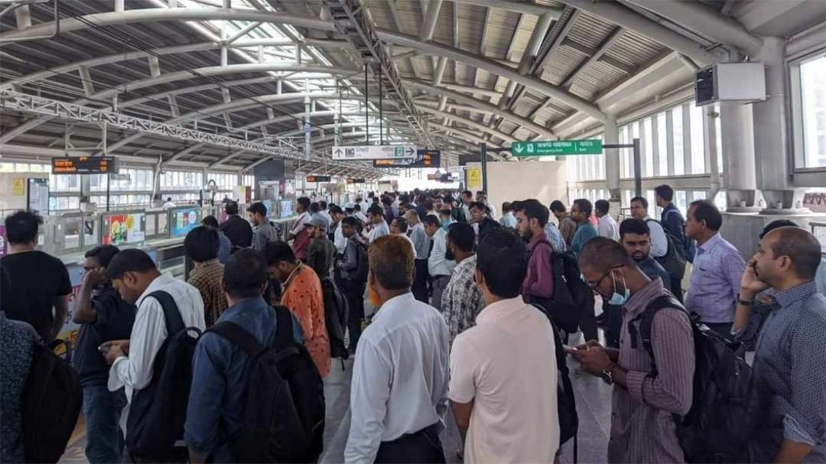 দিনের শুরুতে বন্ধ ছিল মেট্রোরেল, হেডওয়ের সময় বৃদ্ধি