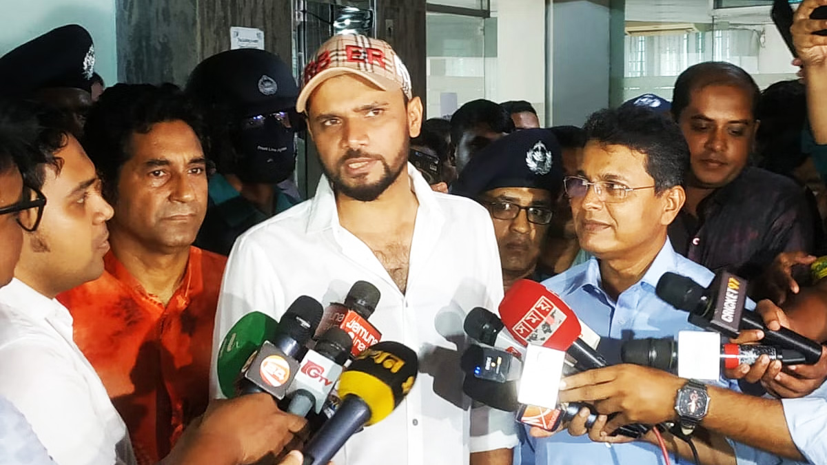 বিশ্বকাপে টাইগারদের স্কোয়াড দেখেননি মাশরাফী!