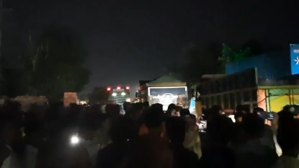 ময়মনসিংহে রাস্তা পারাপারের সময় বাসচাপায় স্বামী-স্ত্রী নিহত