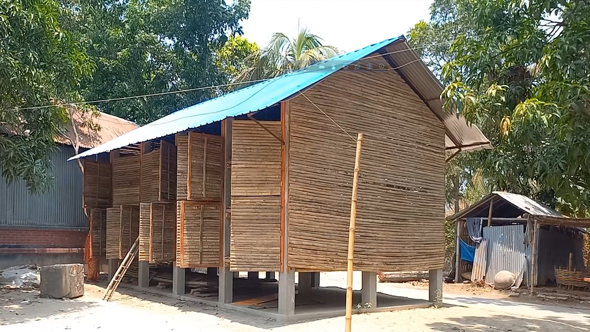 পেঁয়াজ-রসুন সংরক্ষণে কৃষি বিভাগের মডেল ঘরে ভাগ্য ফিরবে কৃষকদের?