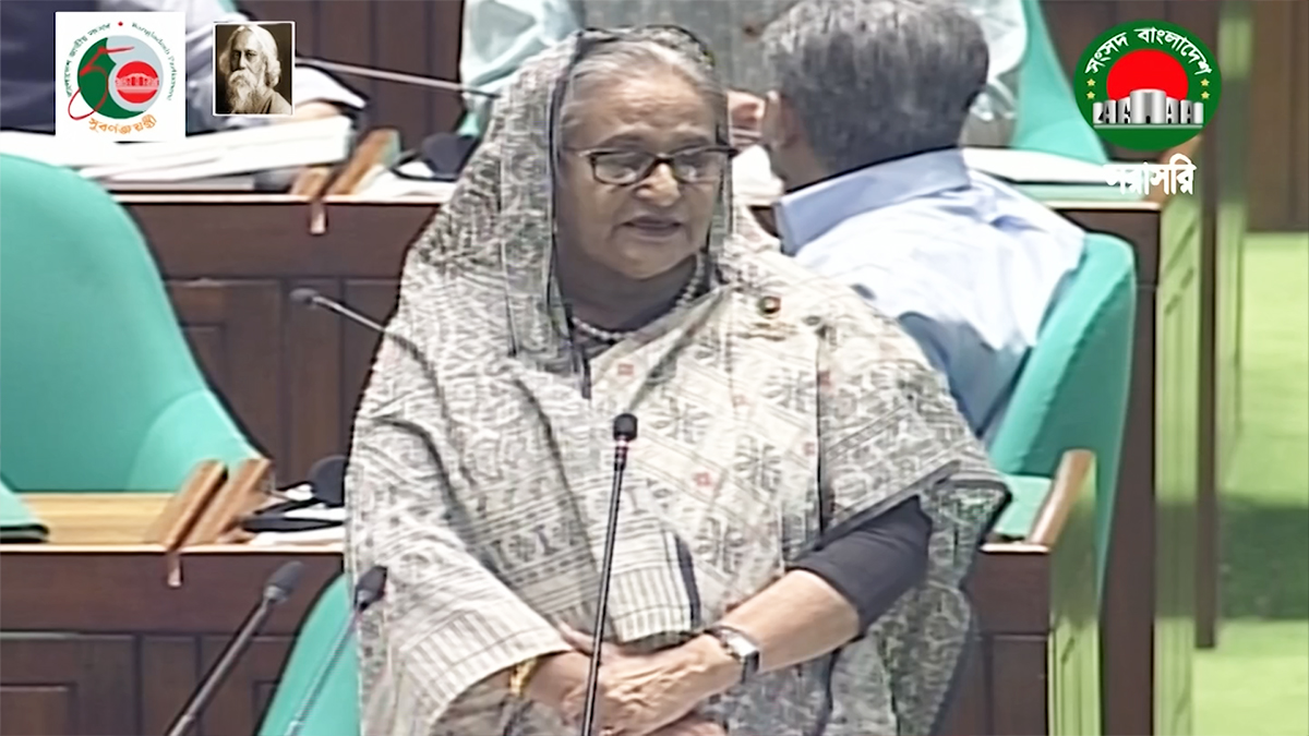 অহেতুক যানজট নির্মূলে সড়কে নির্দিষ্ট পার্কিং ব্যবস্থা চালুর কাজ চলছে: প্রধানমন্ত্রী