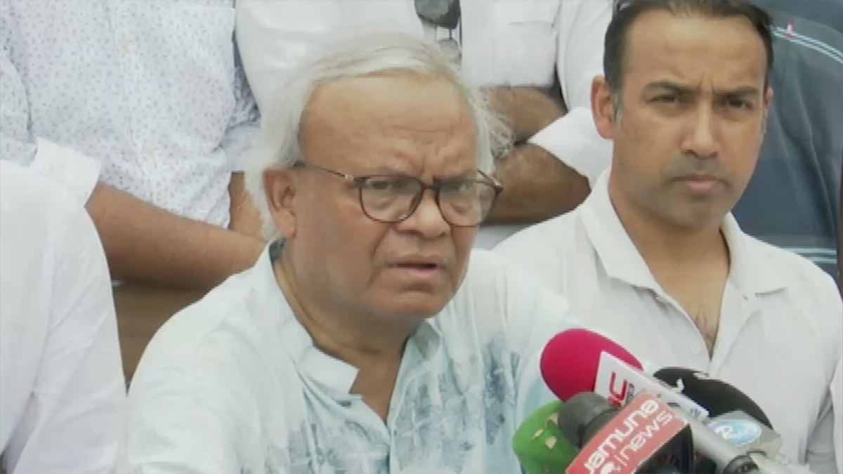 নদী ভরাট ও গাছ কেটে লুটপাট করেছে সরকার: রিজভী