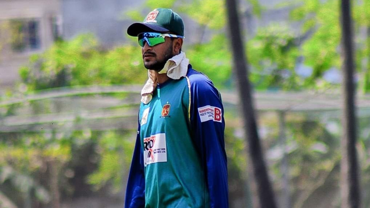 তৃতীয় বাংলাদেশি হিসেবে ৪০০ উইকেটের মাইলফলক ছুঁলেন সাকিব