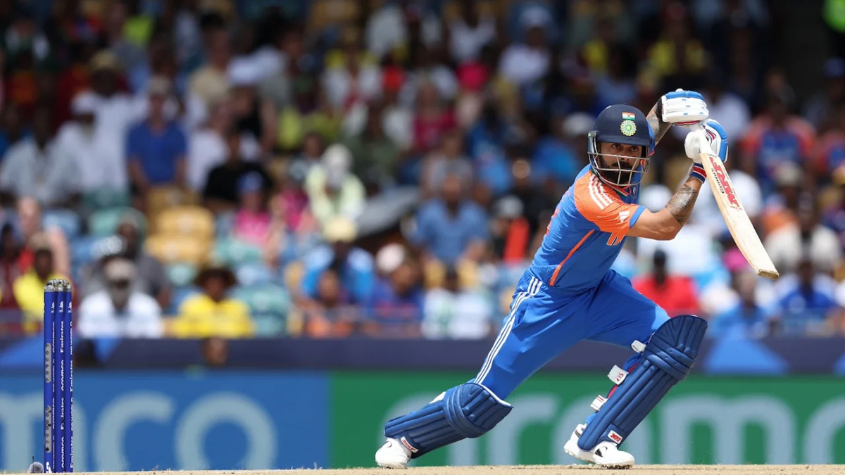 ফাইনালে হাসলো ভিরাটের ব্যাট, করলেন ফিফটি