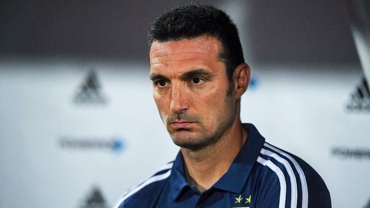 এক ম্যাচ নিষিদ্ধ আর্জেন্টাইন কোচ স্কালোনি